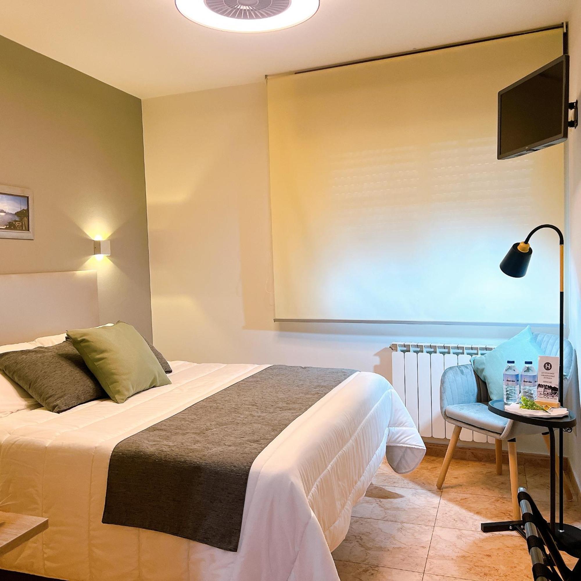 Hotel Marea ポイオ エクステリア 写真